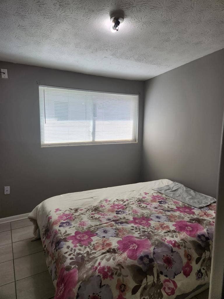 Comfortable Room with Private Bath