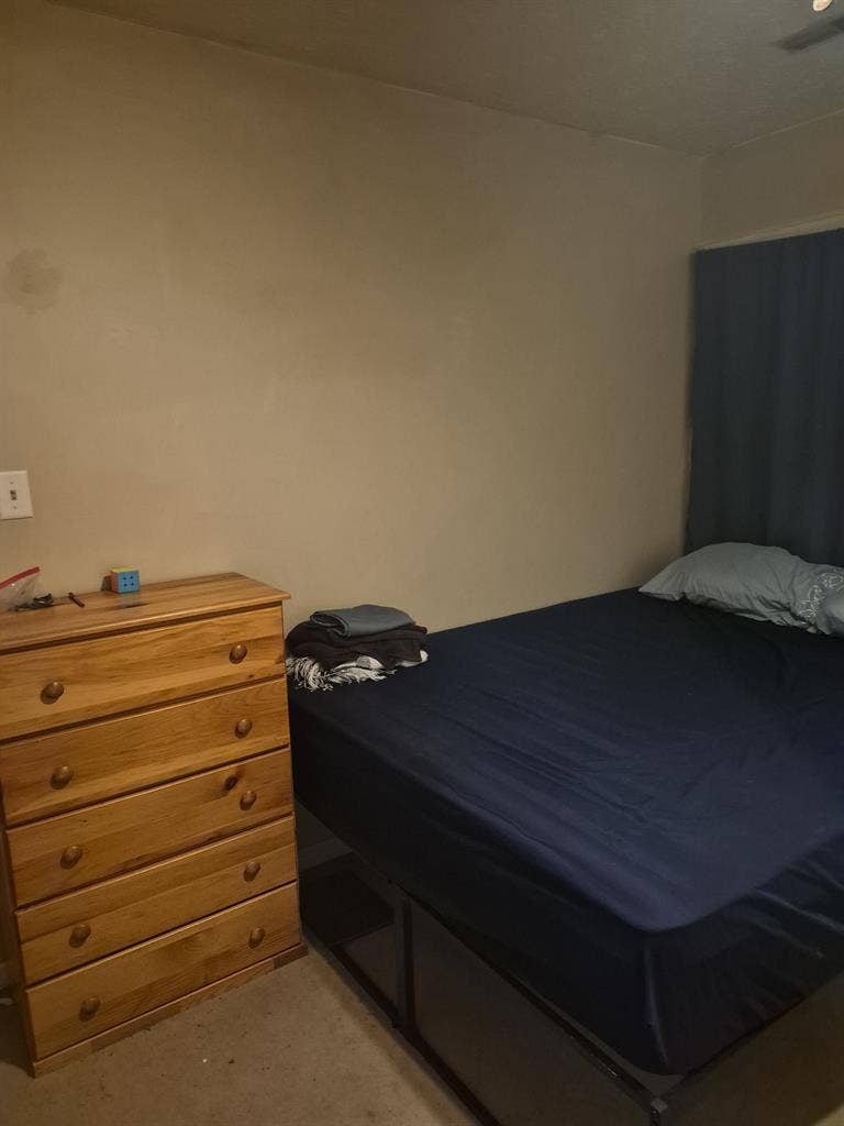 Furnished room for rent
