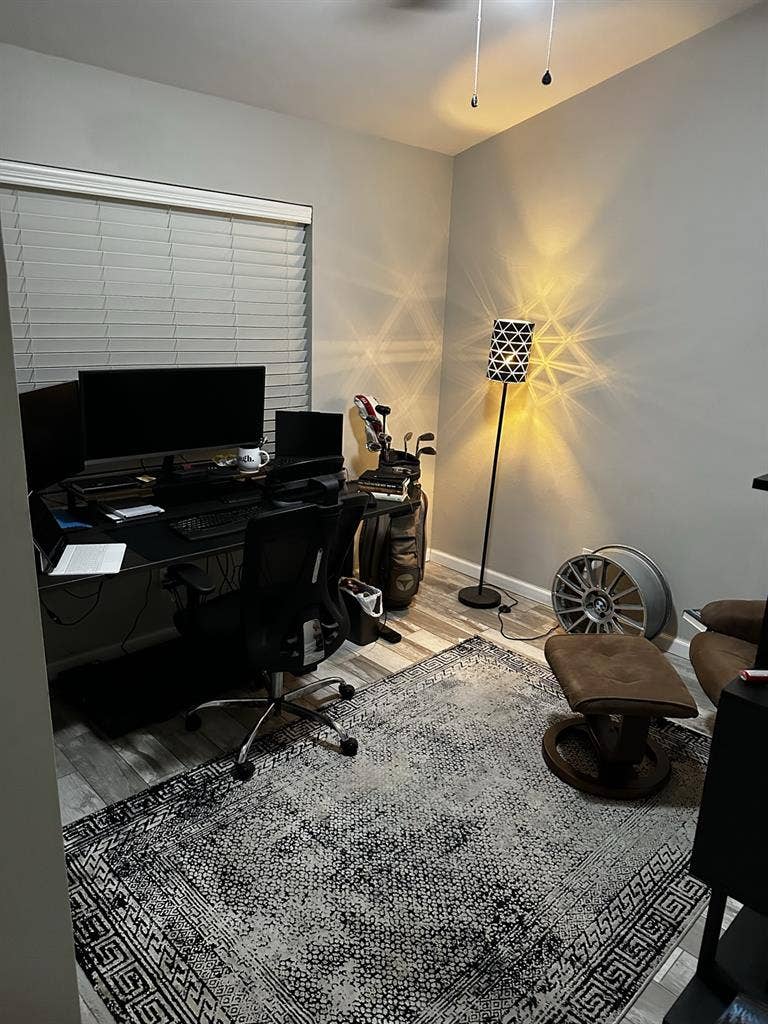 2 rooms in house for 1200