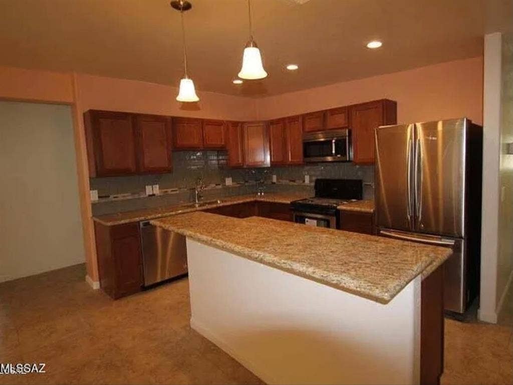 Spacious Room With Walk-in Closet