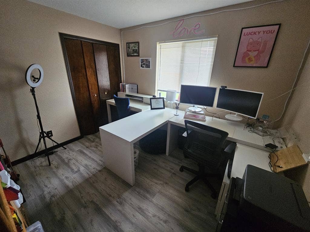 Private Room for Rent in house