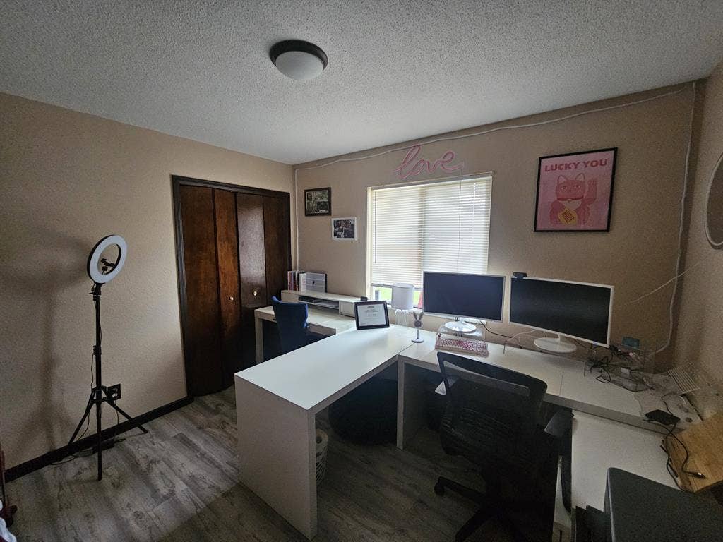 Private Room for Rent in house