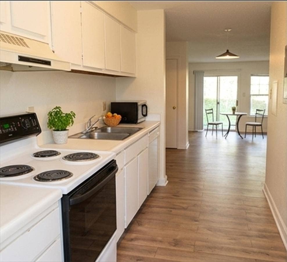 2 b 2 ba for rent in Avery close