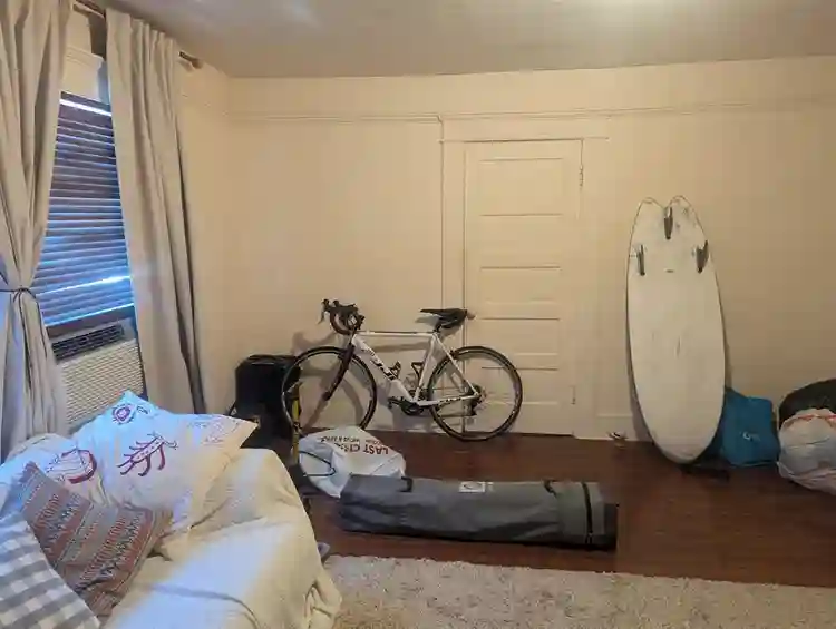 Christian man as a housemate