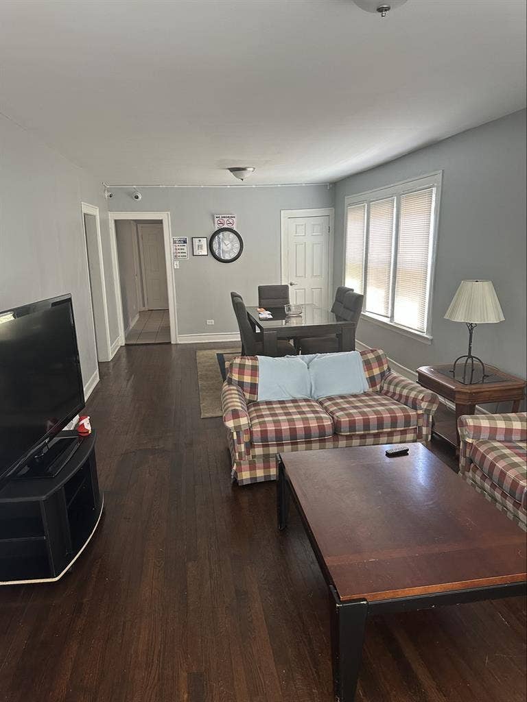 Comfortable room for rent men only