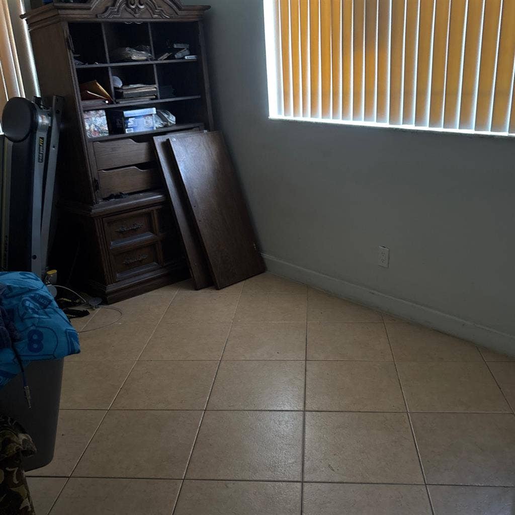 1-2 rooms for Rent