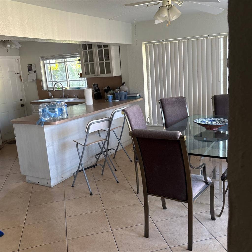 1-2 rooms for Rent
