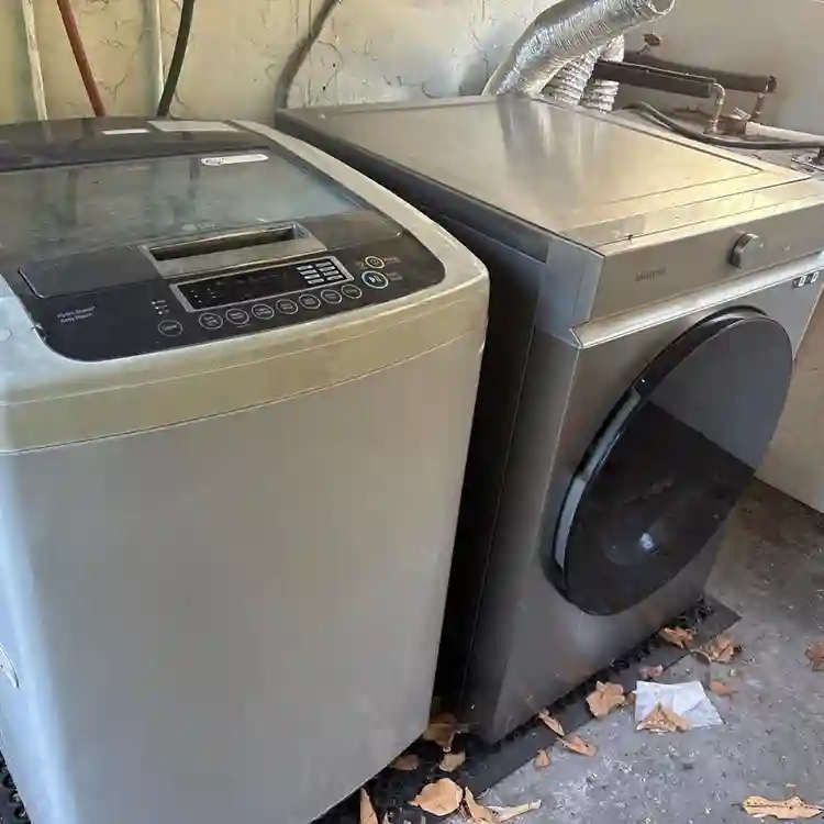 1-2 rooms for Rent