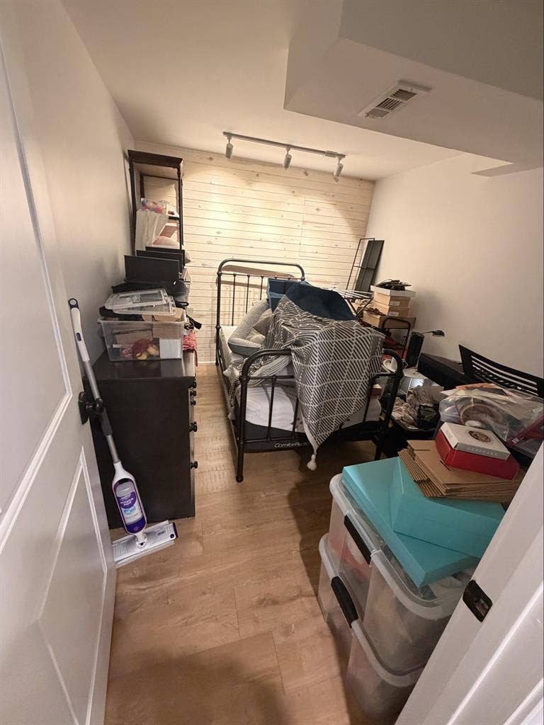 Space for rent short termm