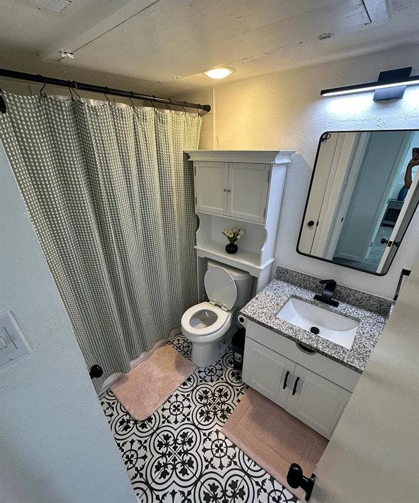1bedroom Apartment