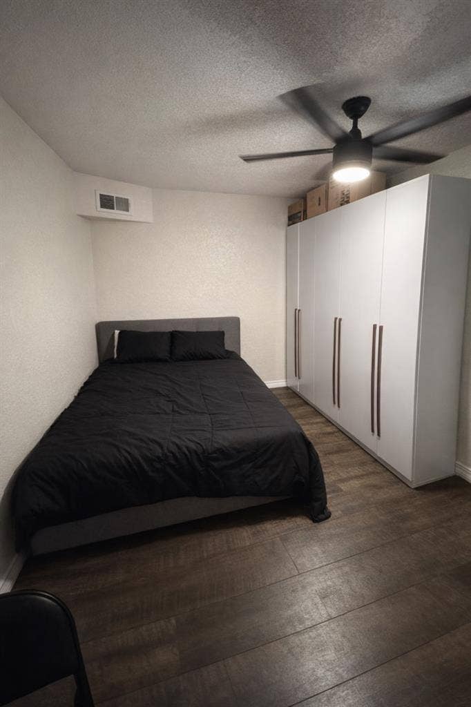 Room For Rent