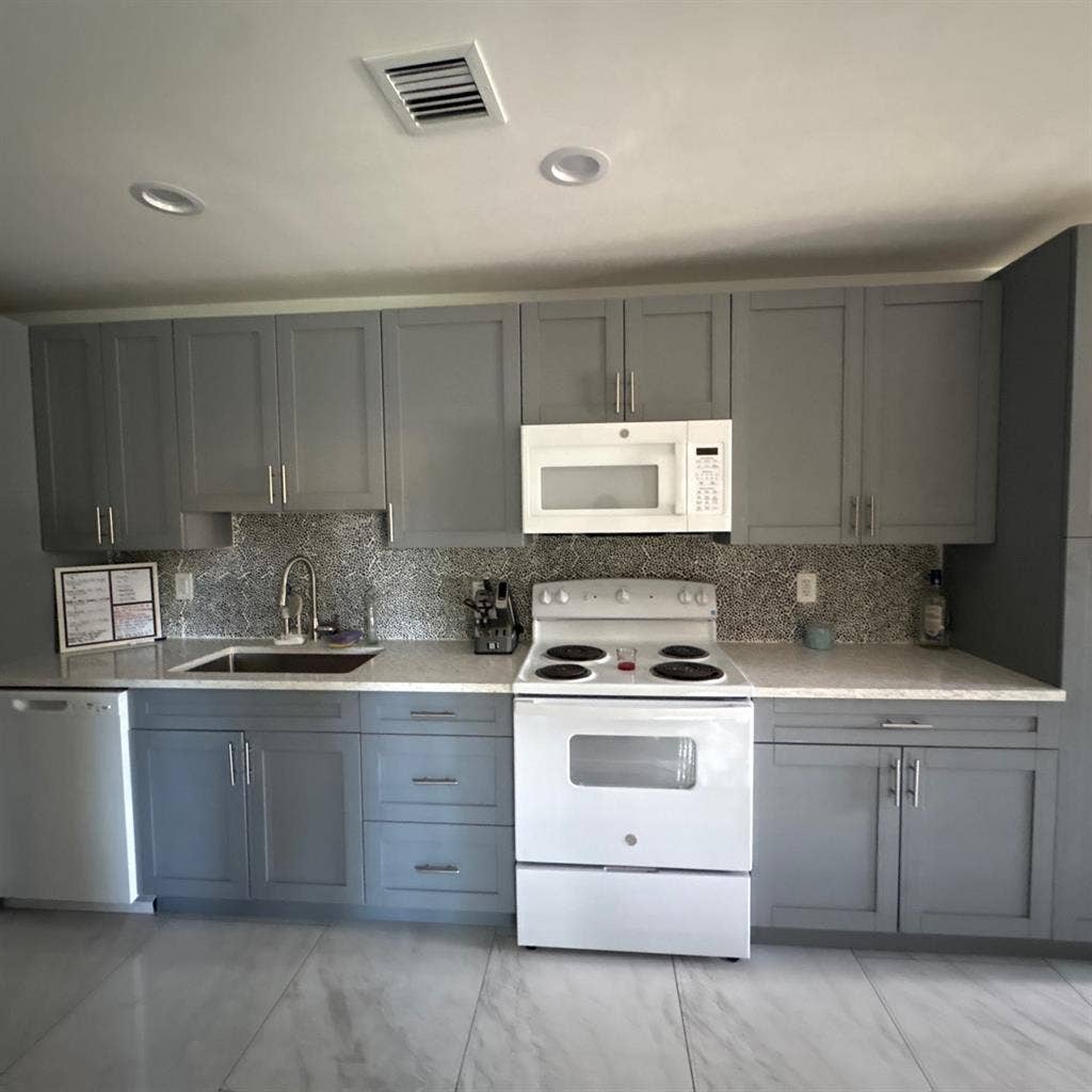 Huge Space For rent!