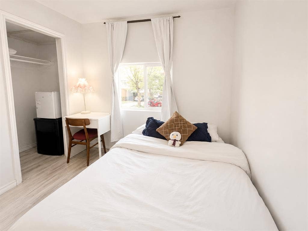 Quiet Clean Respectful Shared Home