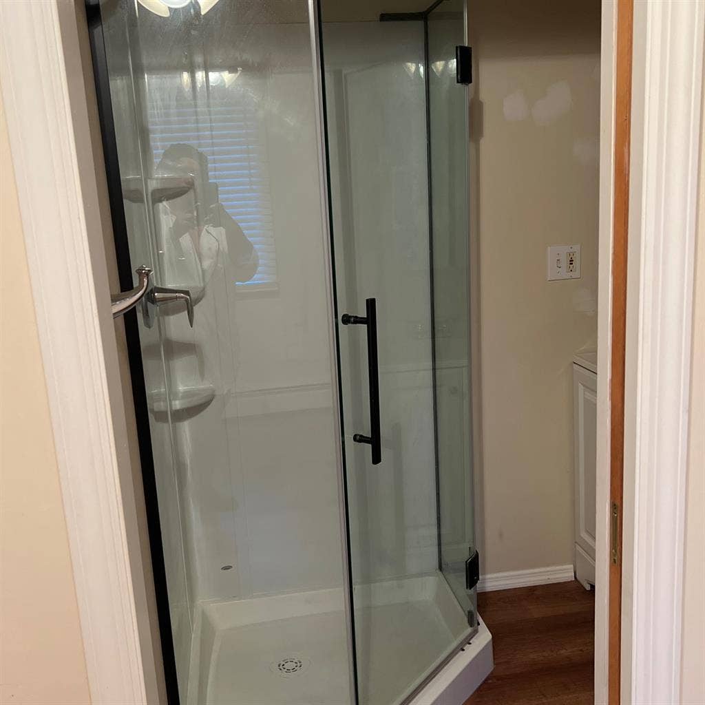 Small Studio with Private Entrancee