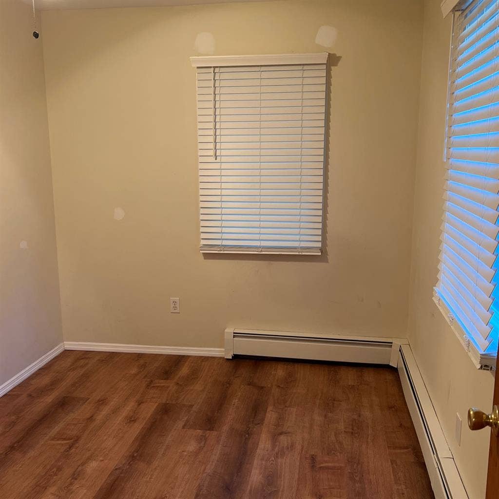 Small Studio with Private Entrancee
