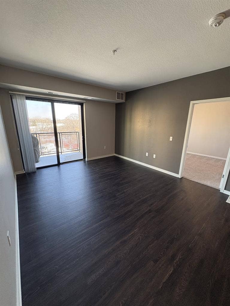 APARTMENT FOR SUBLEASE (7/1/26)