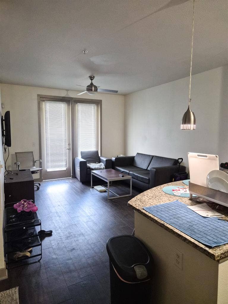 Private Bed/Bath; 5 min from campus