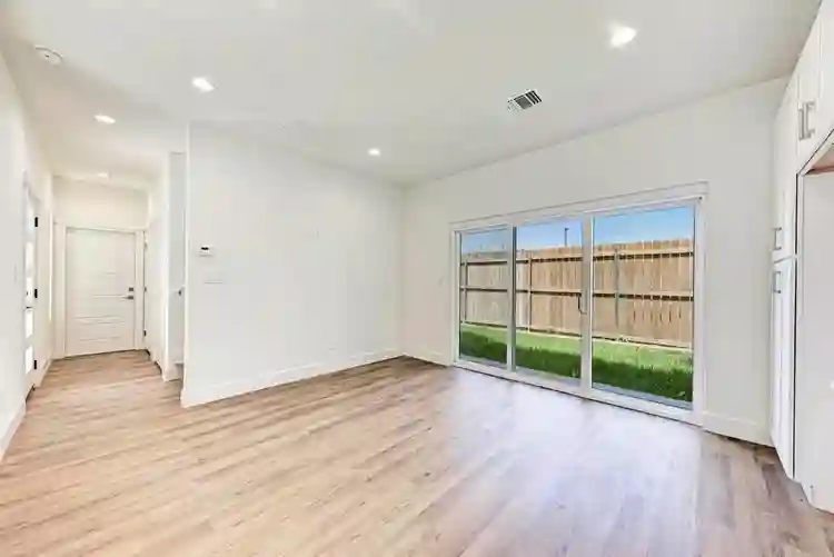 Private Balcony with Skyline Views!