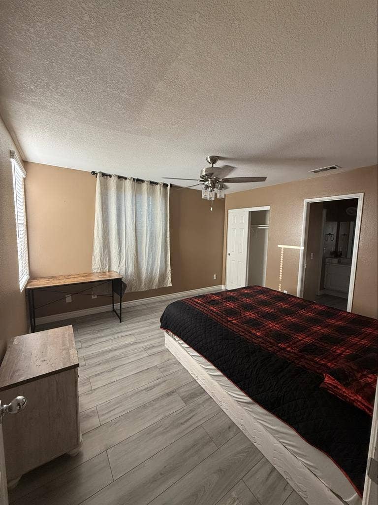 Room for rent