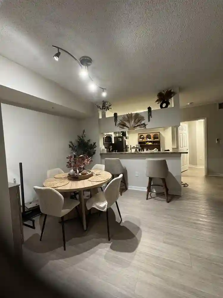 1 bed 1 private bath