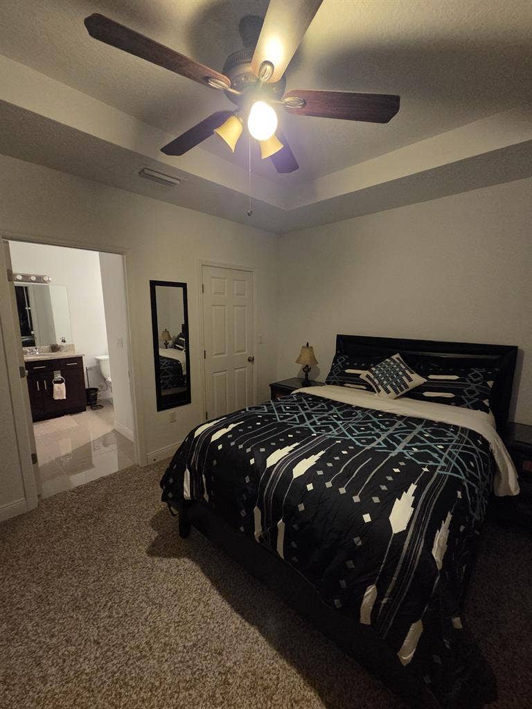 Room for Rent in Poinciana