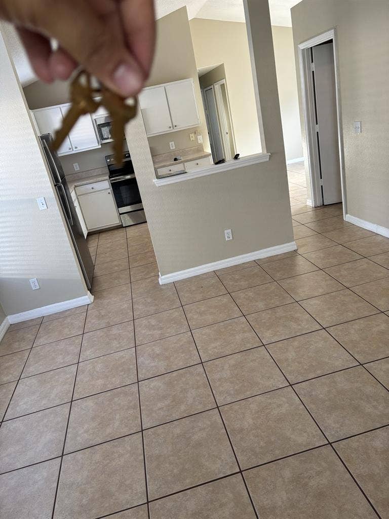3 bedroom 2 bathroom by myself