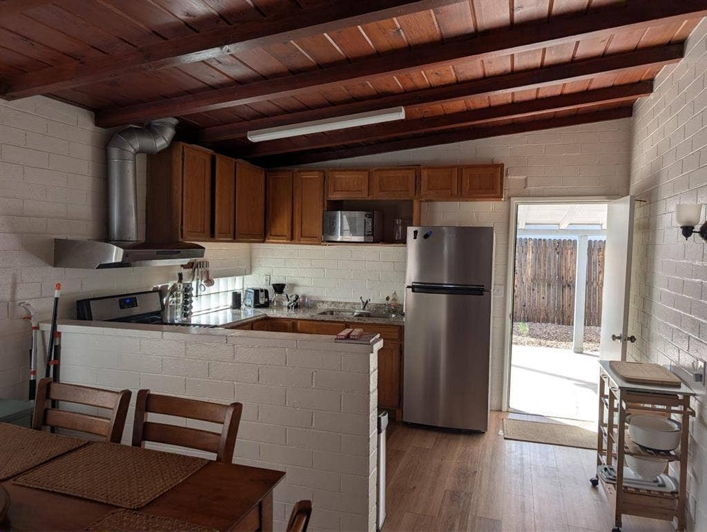 Furnished Tucson Home $1900