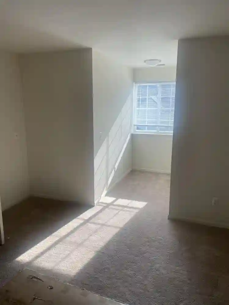 26/27 Lease Available