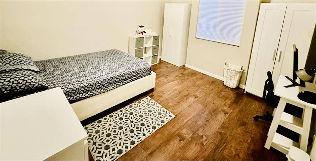 Spacious Furnished Room For Rent