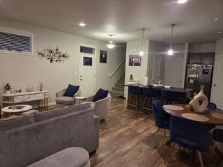 Nice Clean/Quiet Townhouse