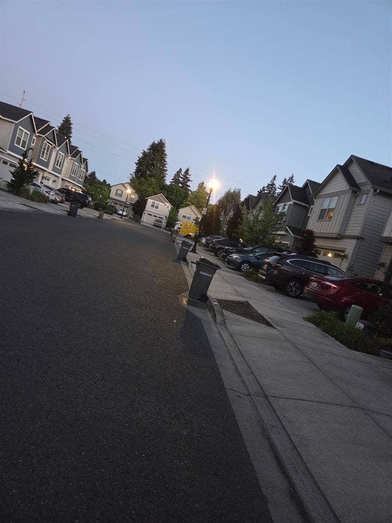 Nice Clean/Quiet Townhouse