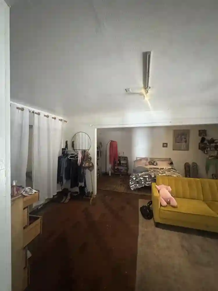 NEED 2 ROOMATES