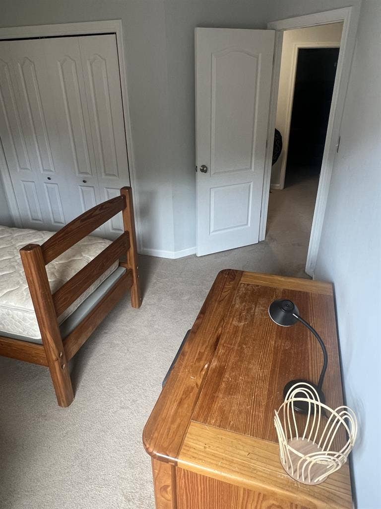 Private room for rent in Chesapeake