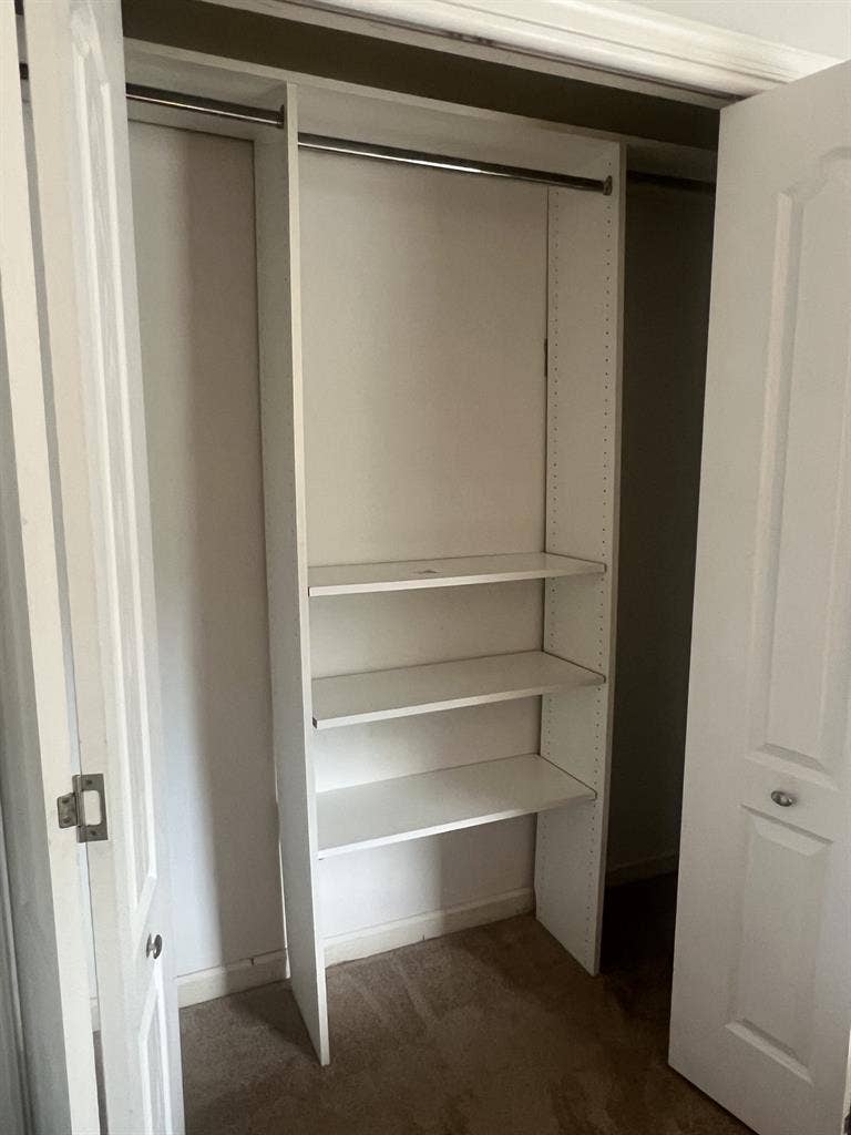 Private room for rent in Chesapeake