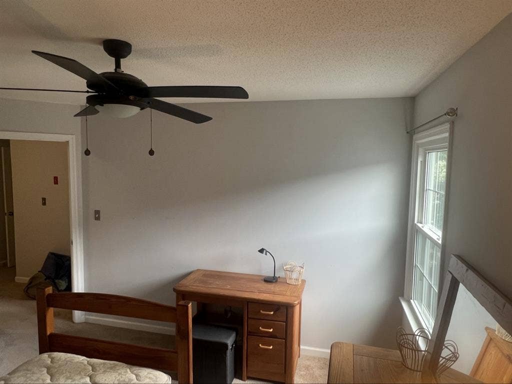 Private room for rent in Chesapeake