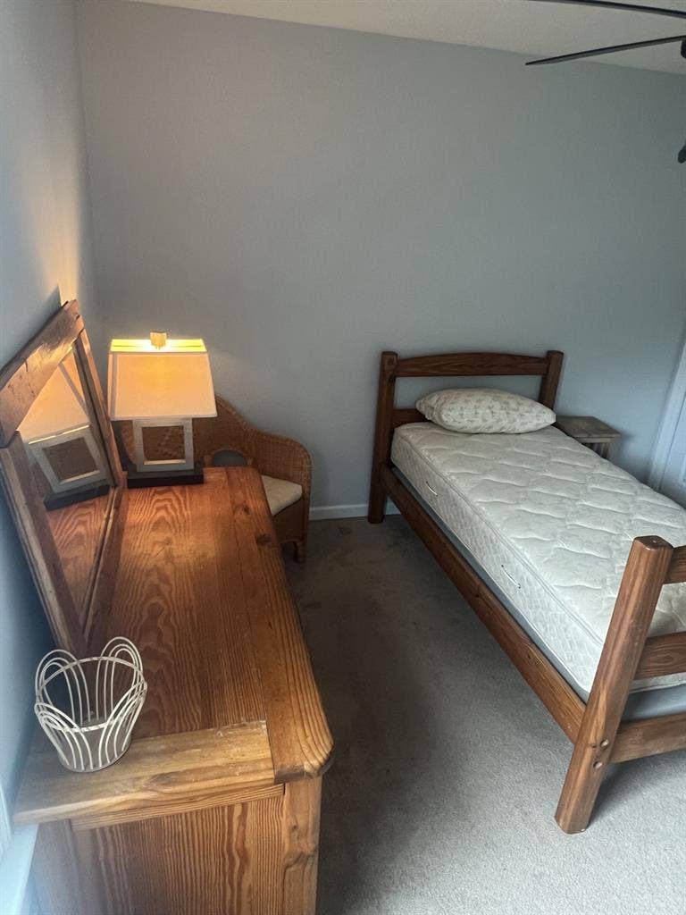 Private room for rent in Chesapeake