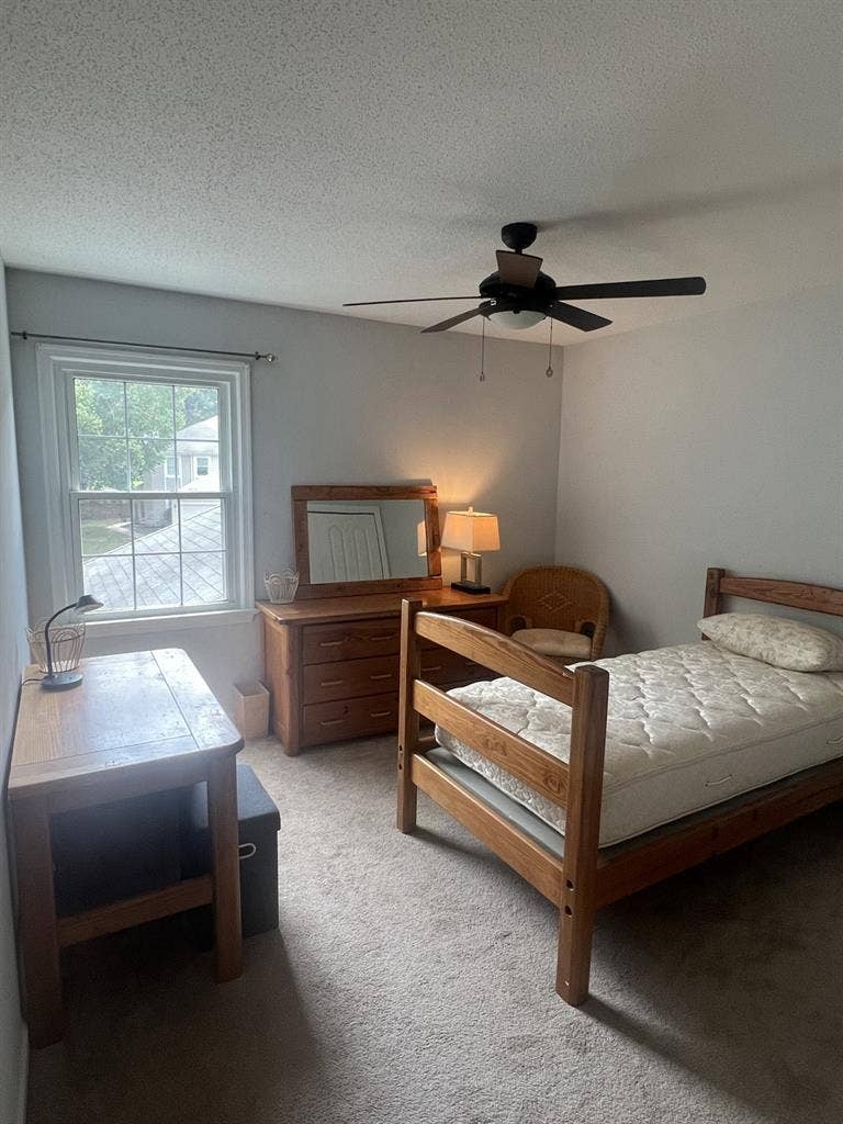 Private room for rent in Chesapeake