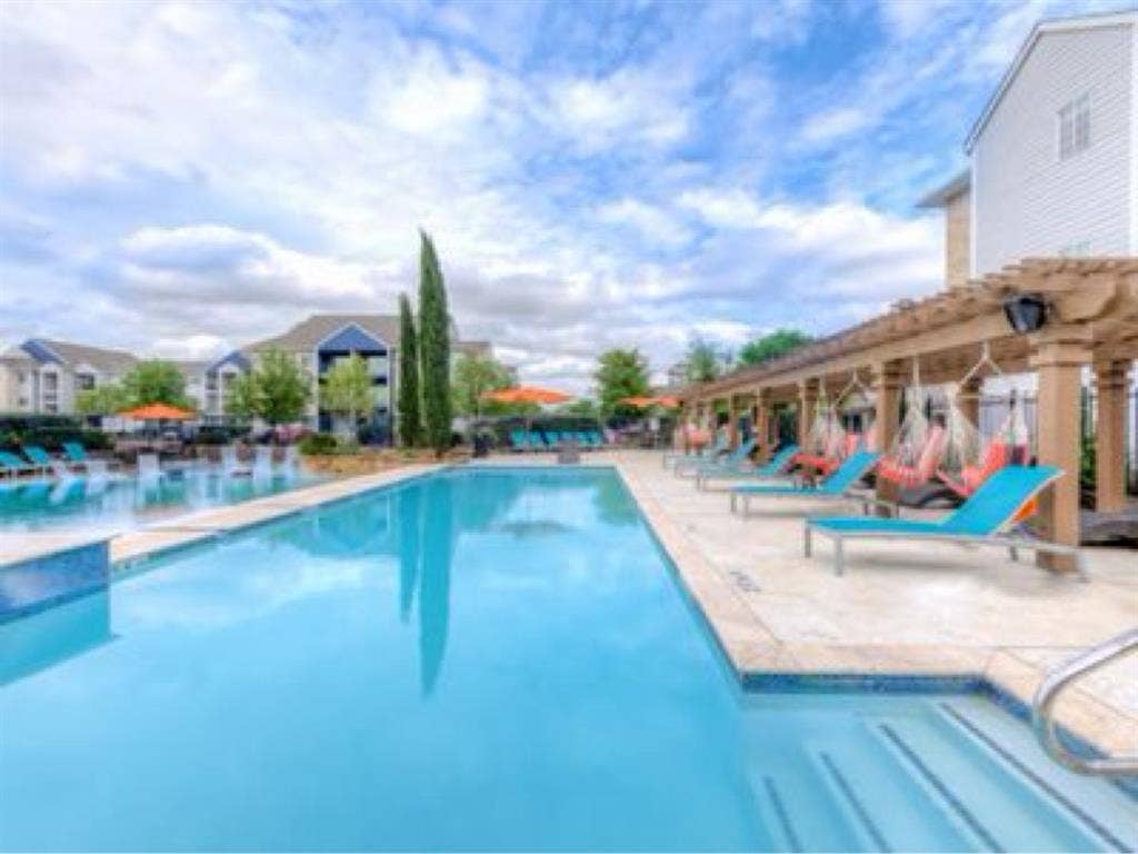 Offering a relet at the Reserve SA