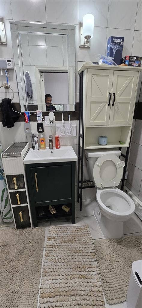Furnished Room – Utilities Included