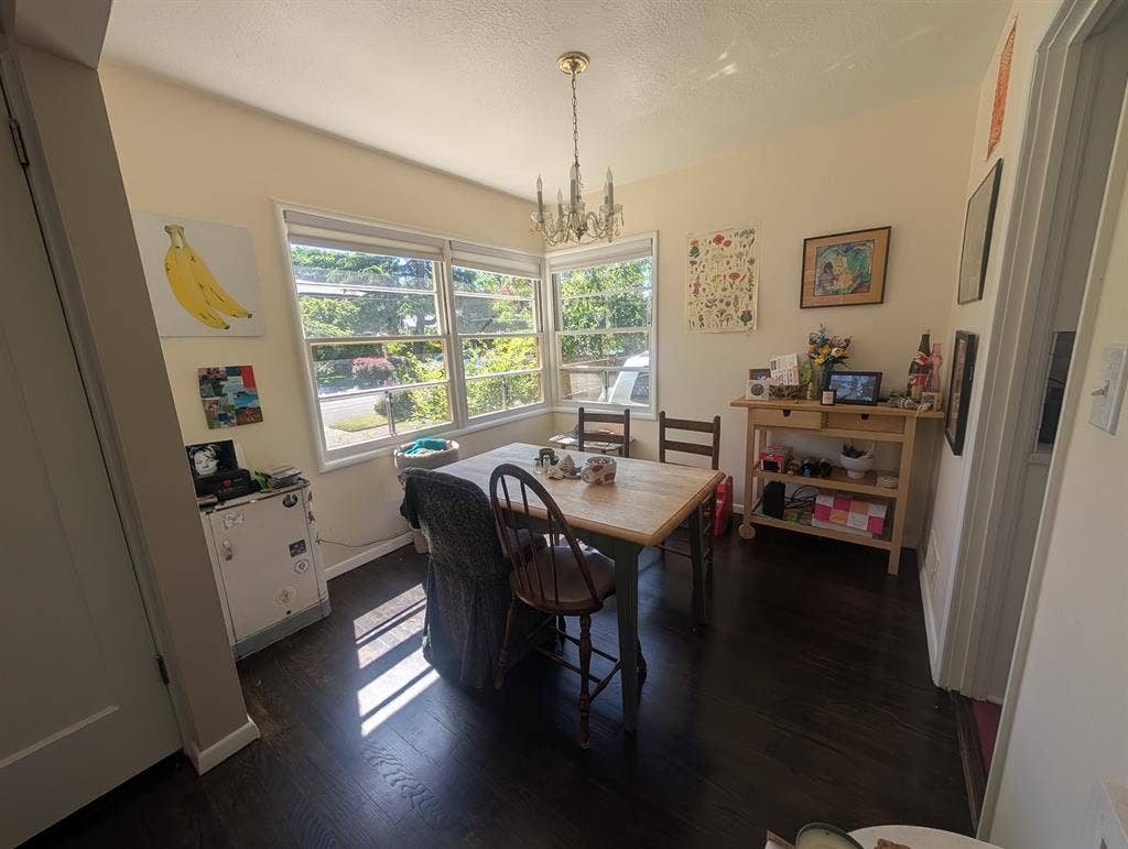 SE Room in Beautiful House for $900