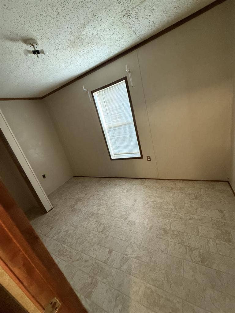 3 bed 1 bath single wide