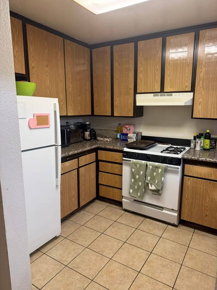 Looking for a roommate near UCLA!