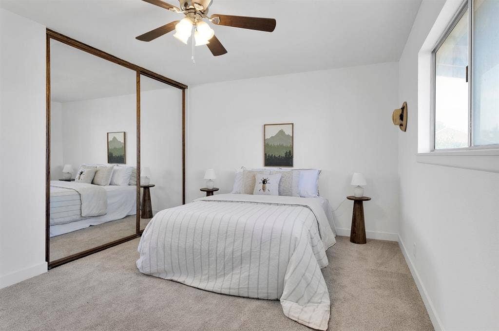 Looking for Roommates