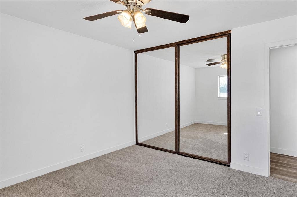 Looking for Roommates