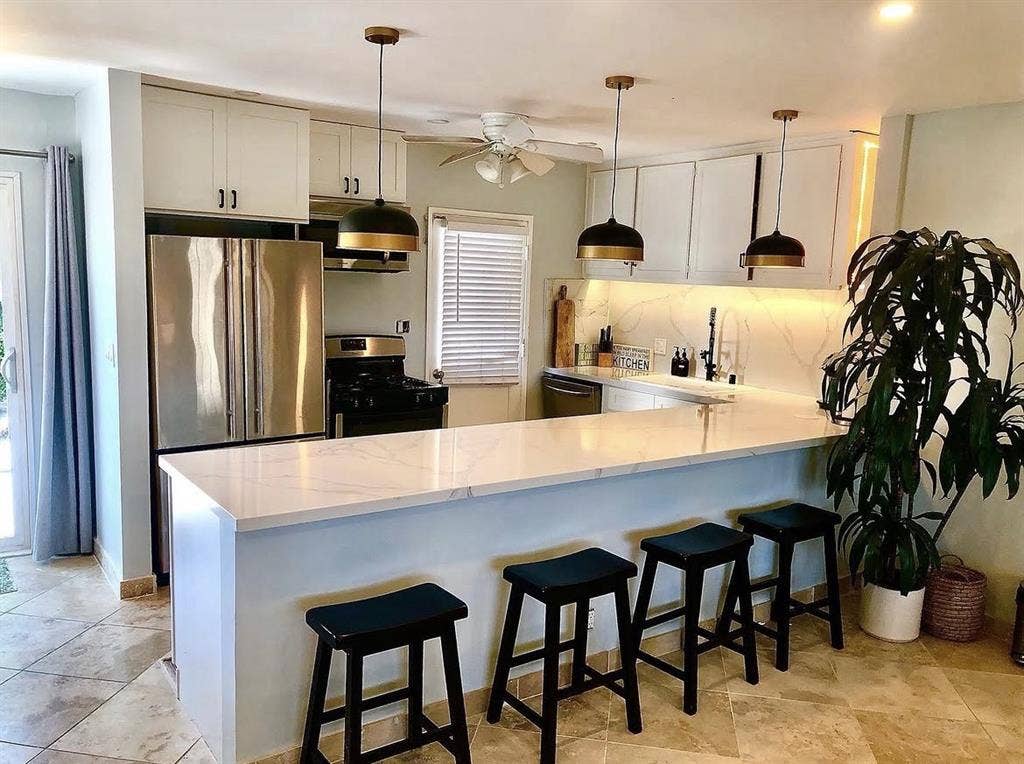 Room for rent in three bedroom home