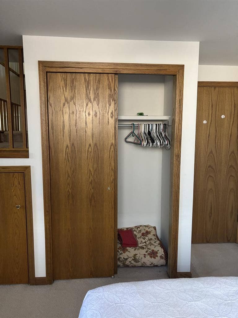 Looking for female roommate