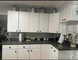 Newark, DE Room avail off Main St!
