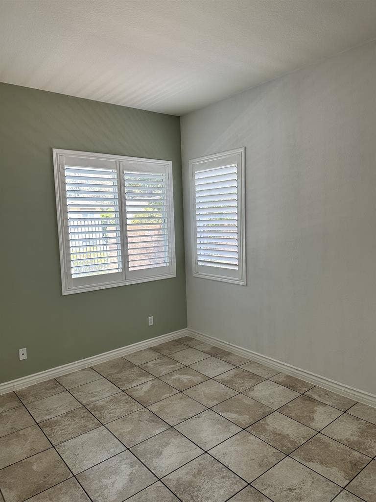 Single room with bathroom attached