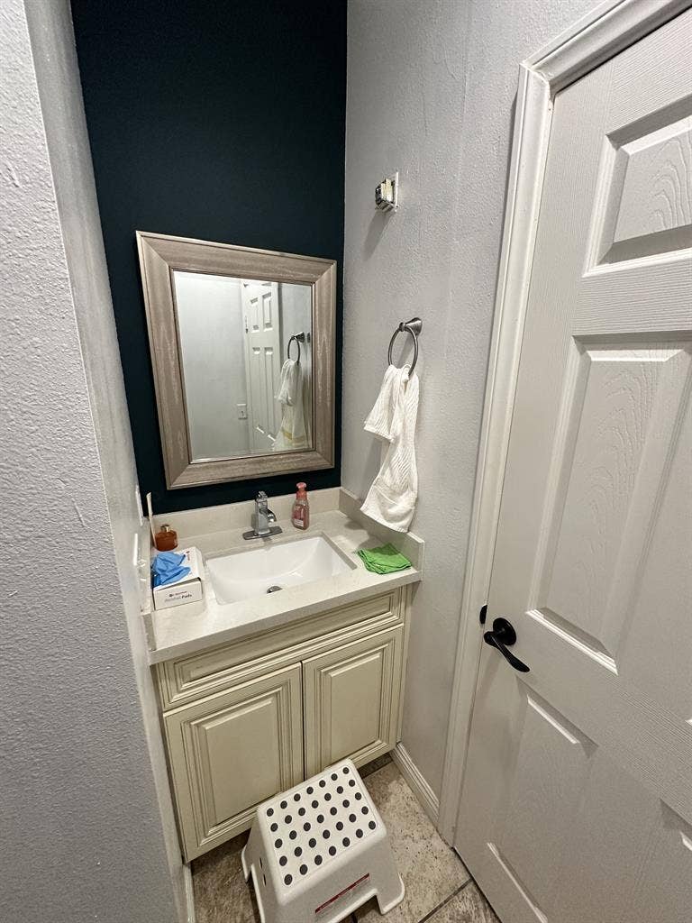 Single room with bathroom attached