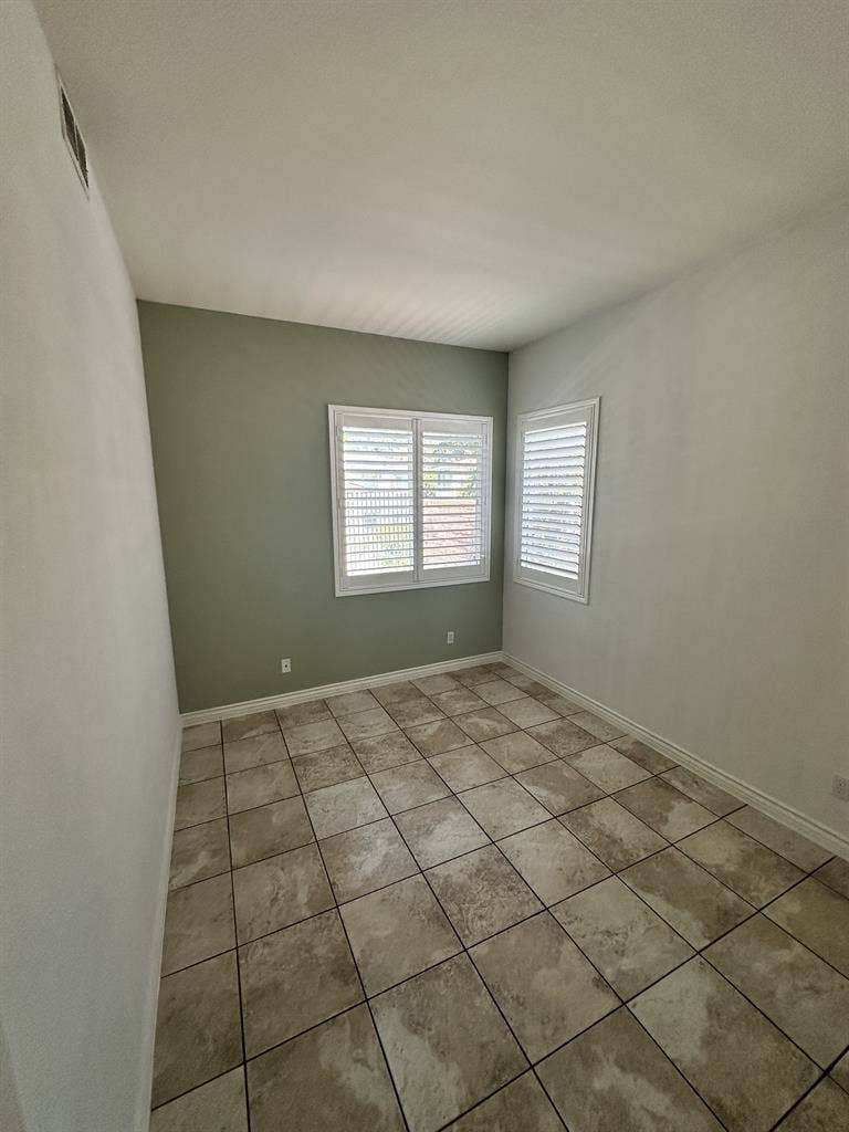 Single room with bathroom attached